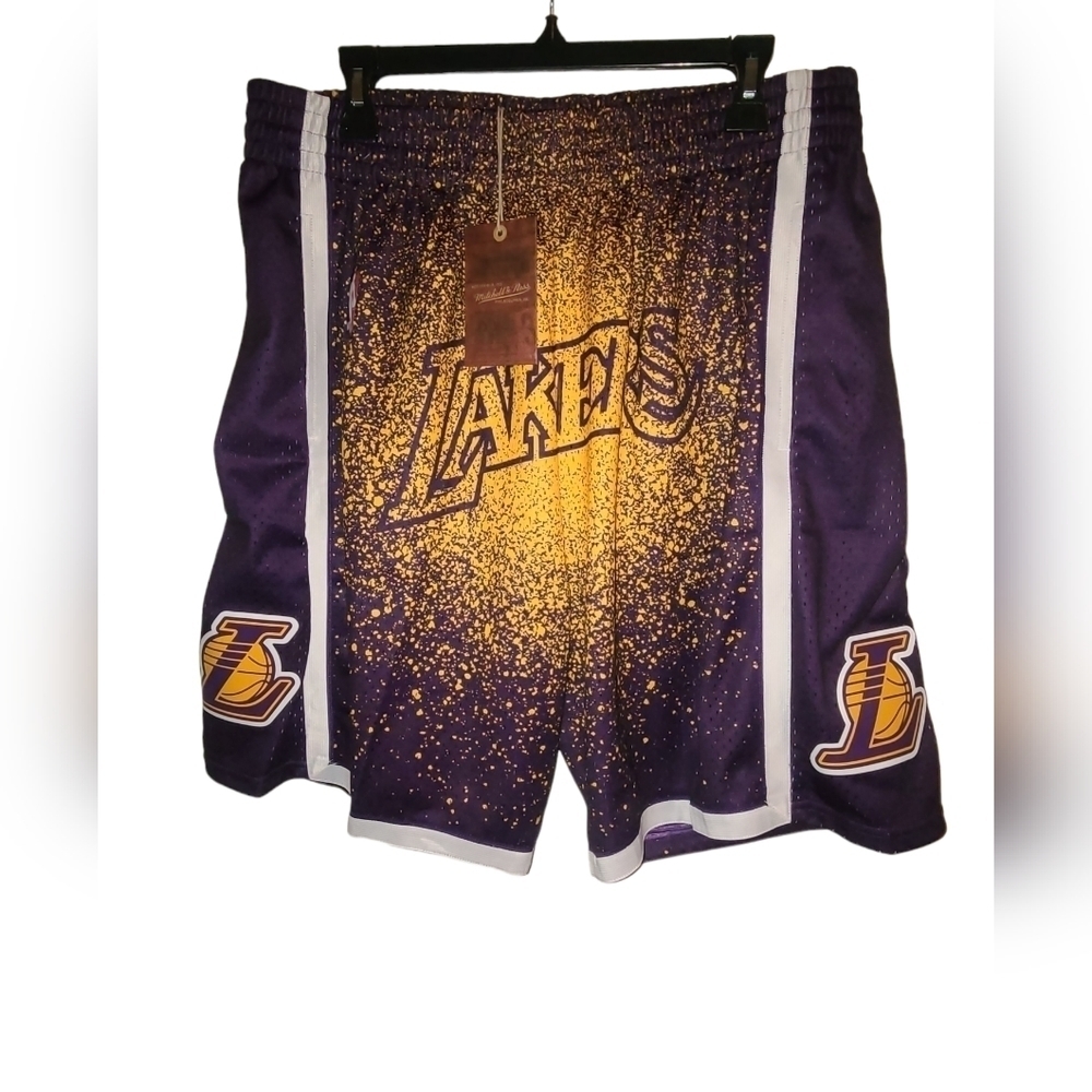 Mitchell & Ness Lakers Re-Take Gradient Swingman Shorts 2009 Men's Size XL